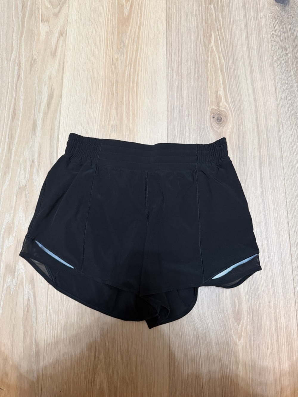 Lululemon HR 4” Hotty Hot Shorts